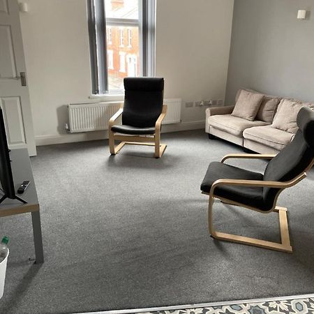 Modern,Spacious 2 Bed Apartment Preston  Ngoại thất bức ảnh